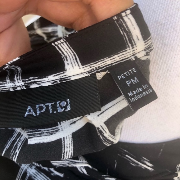 Sleeveless blouse Apt 9 Size petite Medium - Picture 7 of 9